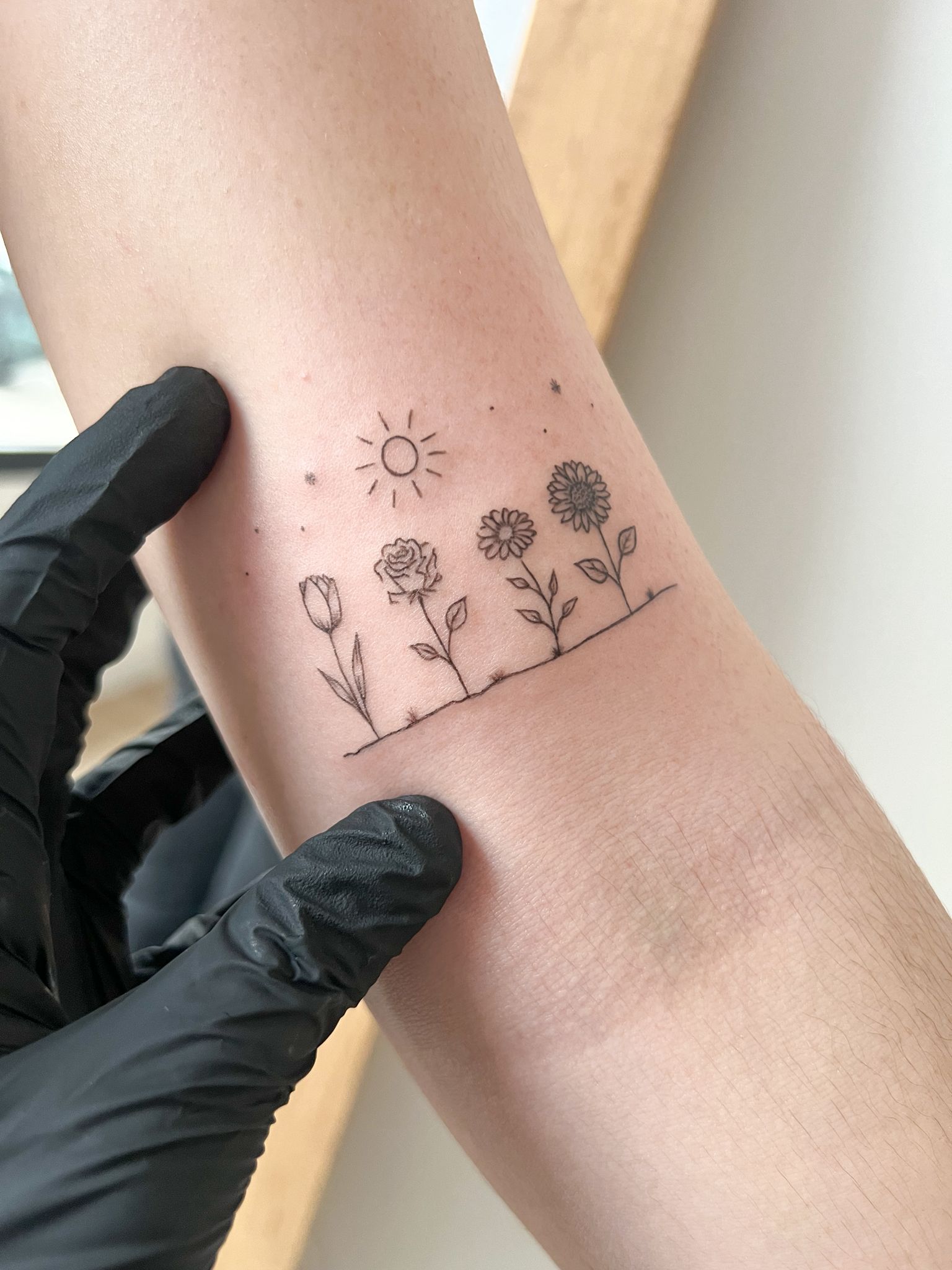 Tatuaje de luna por Marta San